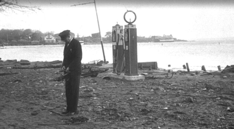 The site of Richardson’s Garage and the White Nook restaurant following the 1938 hurricane.